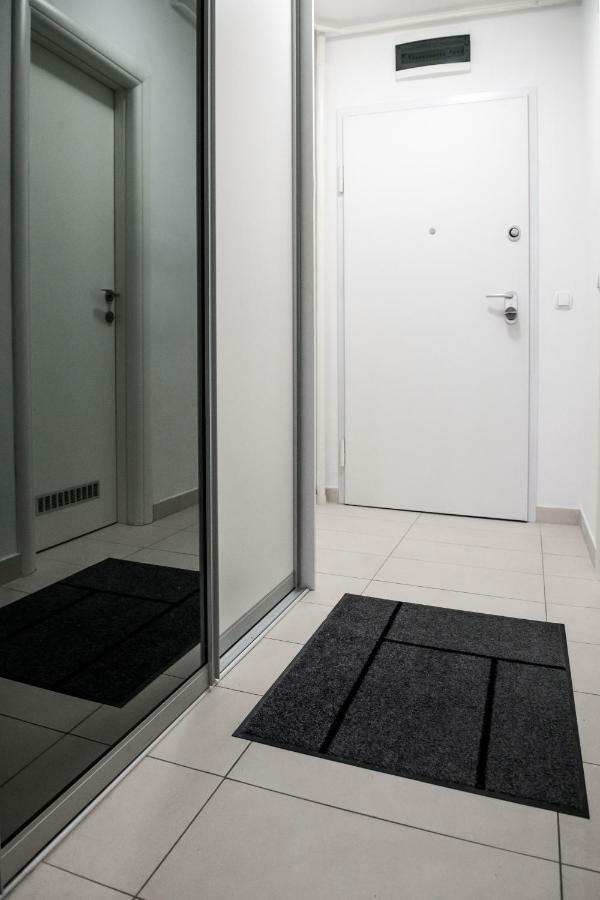 Sauna - Flexible Selfcheckins 6 - Zagreb - Garage - Electric Vehicle Ccharger - Loggia - New - Luxury - Apartments Repinc 6 Extérieur photo