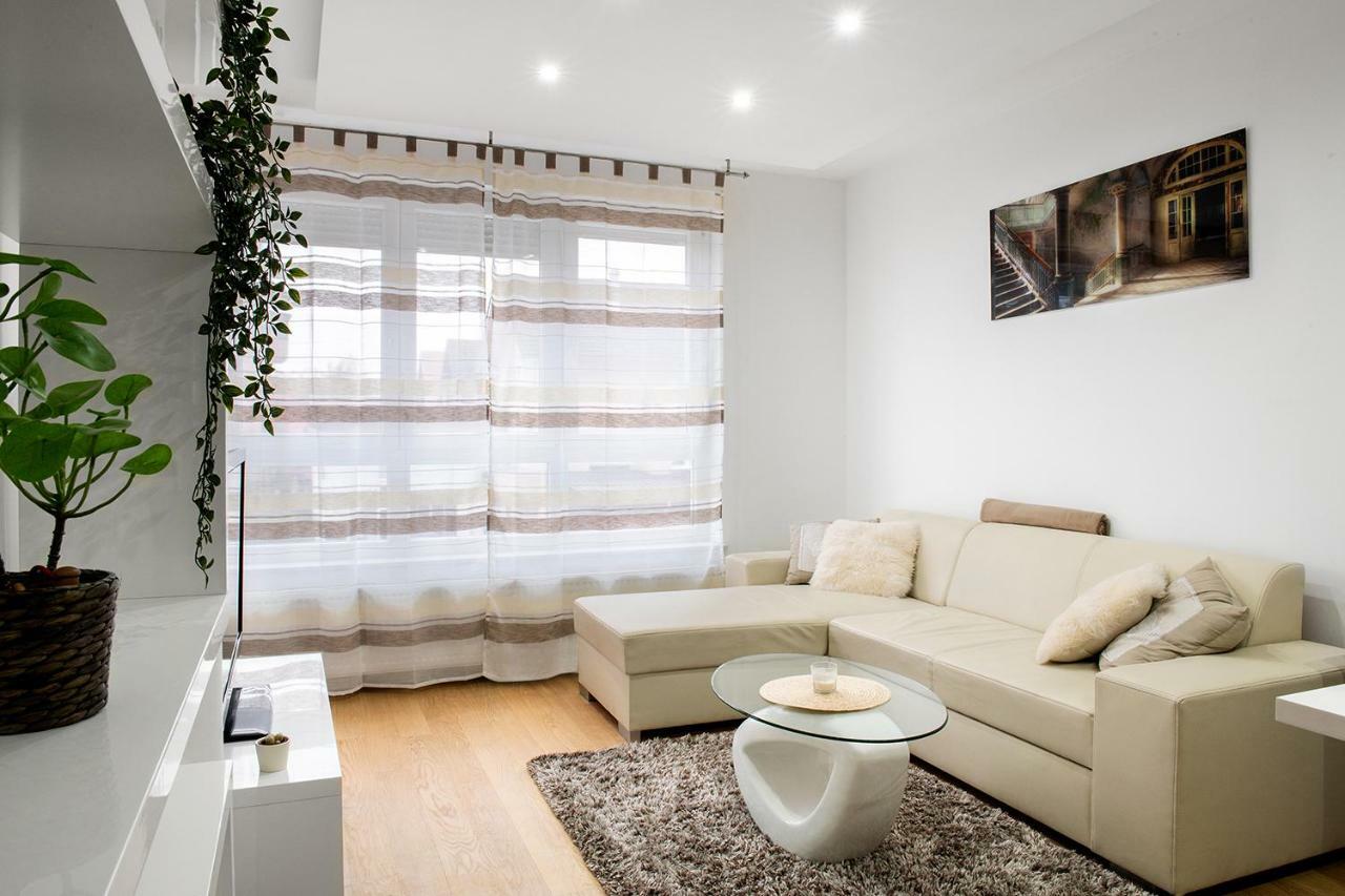 Sauna - Flexible Selfcheckins 6 - Zagreb - Garage - Electric Vehicle Ccharger - Loggia - New - Luxury - Apartments Repinc 6 Extérieur photo